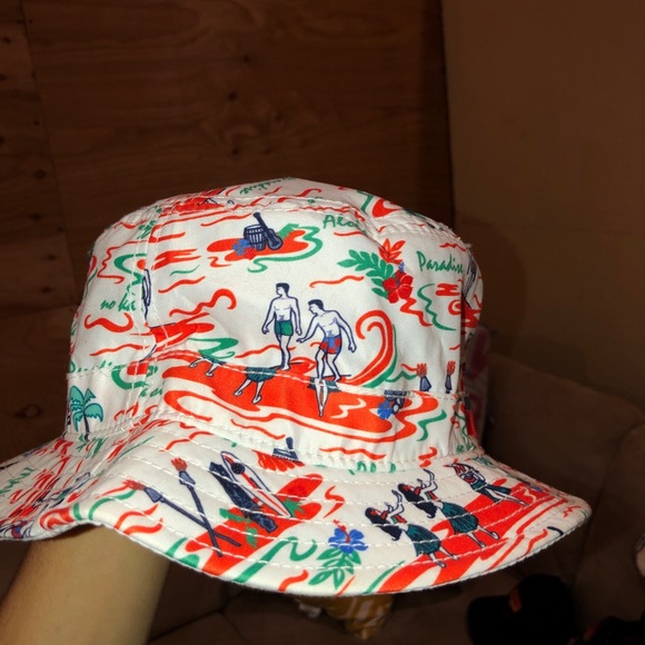 Bucket hat - Picture 2 of 3
